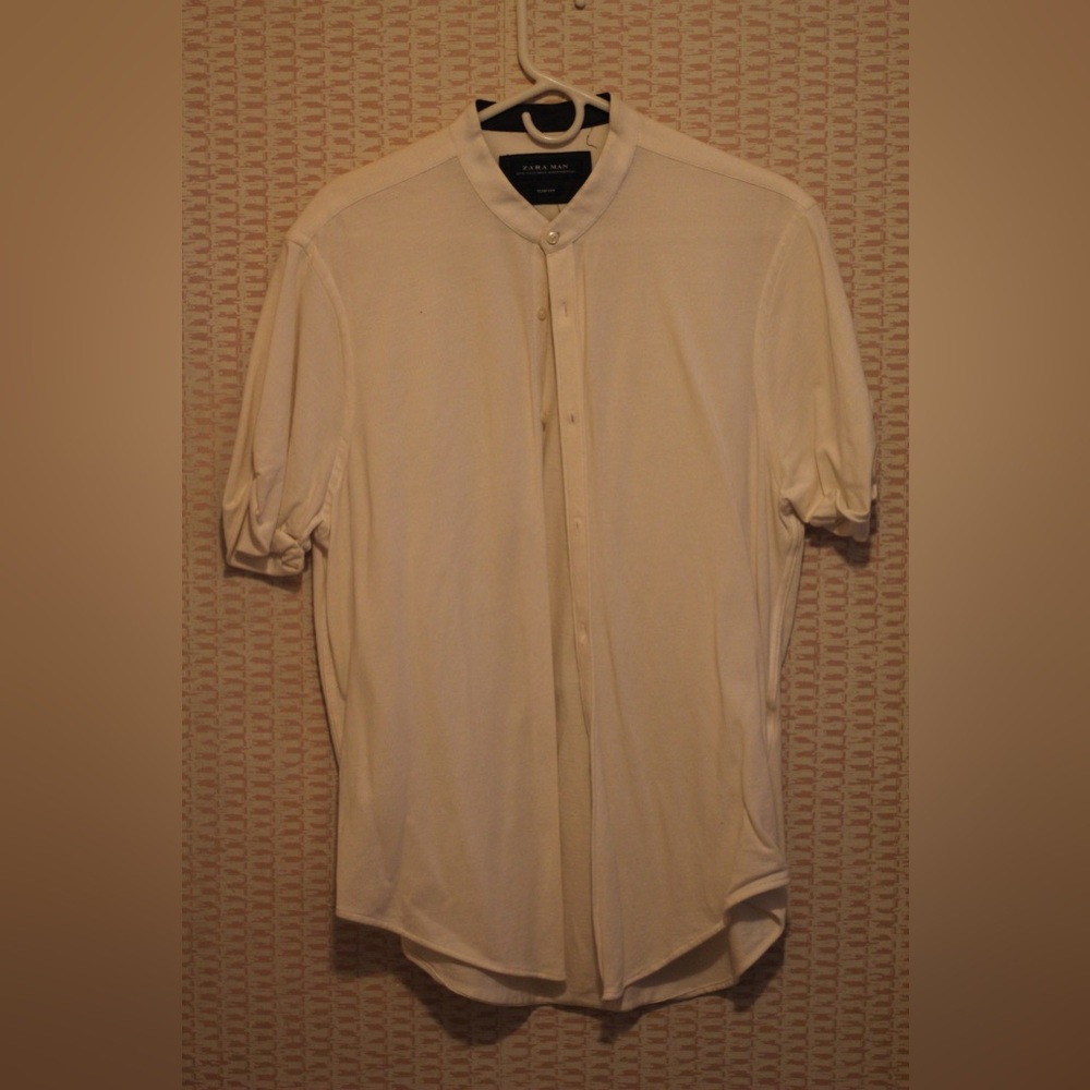 Zara Men’s Granddad Collar Short Sleeve Button Down